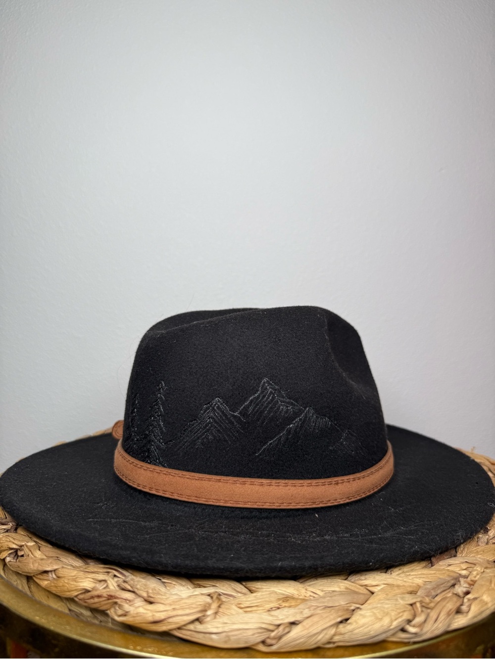 WR Black Felt Western Hat Fedora Mountain Forest hand Etching Cowboy Brown Band